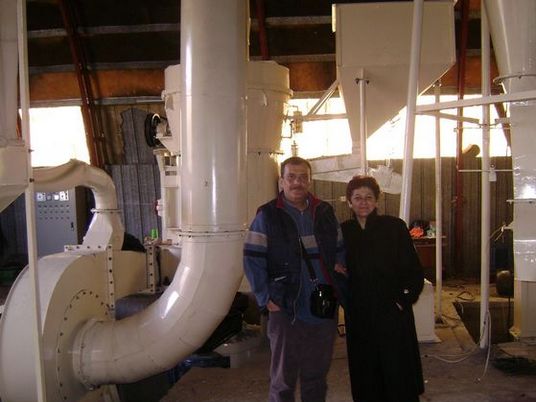 高壓磨粉機，專利改進磨粉機械